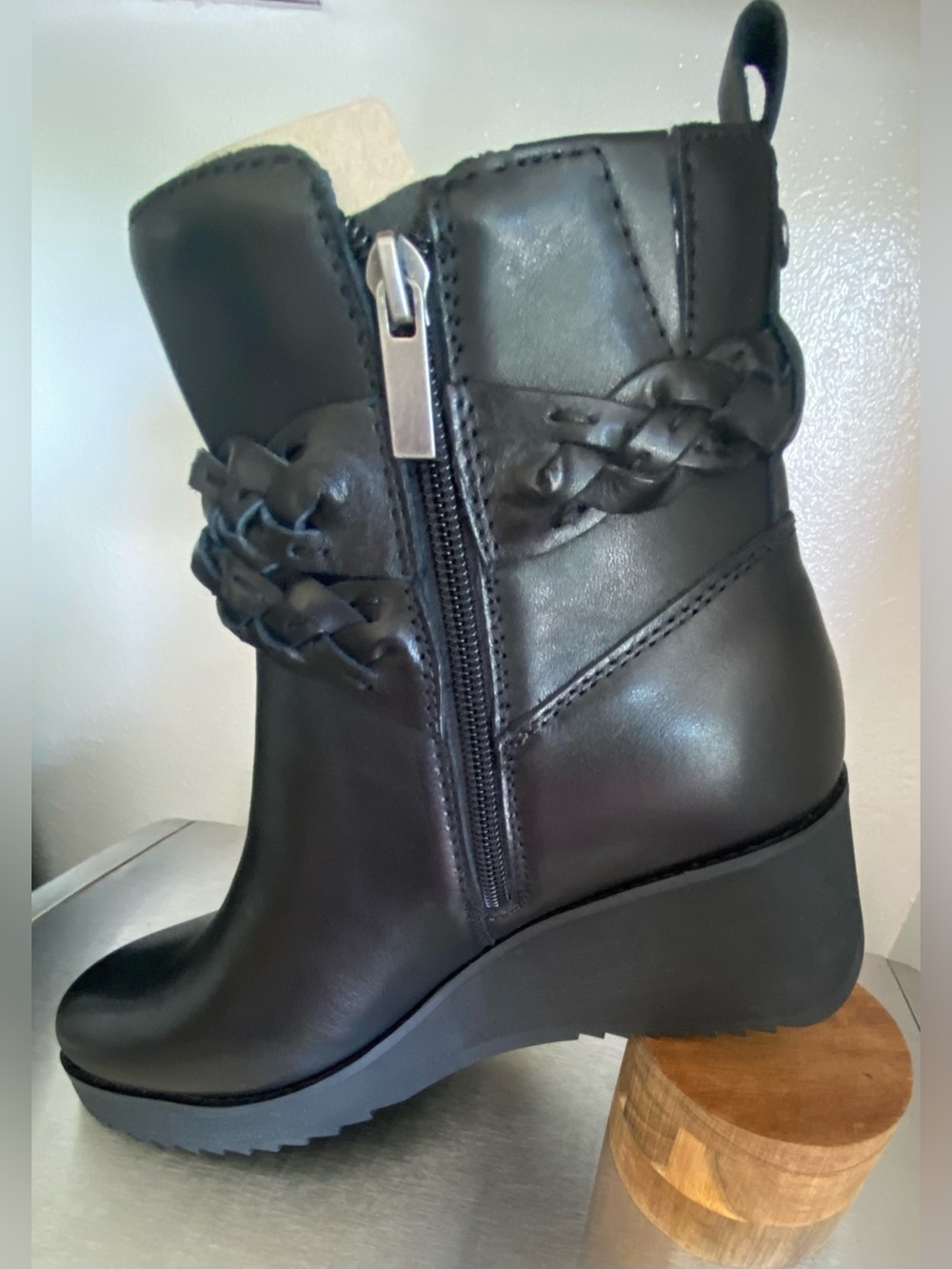 NEW-EARTH WOMENS LEATHER WEDGE ZIP UP ANKLE BOOTS WITH BRAIDED STRAP - Picture 4 of 16
